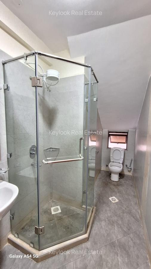 5 Bed Townhouse with En Suite at Lavington Green - 13