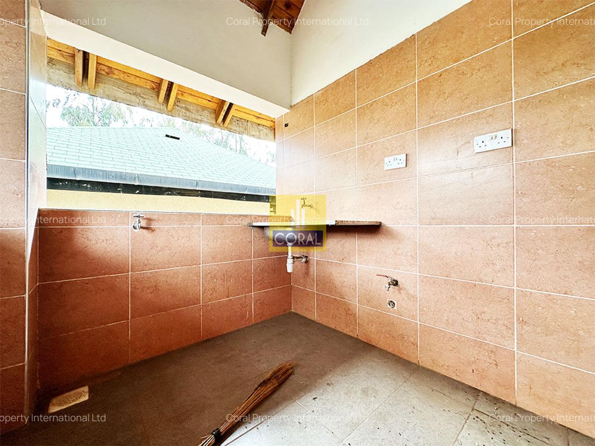 6 Bed House in Runda - 12