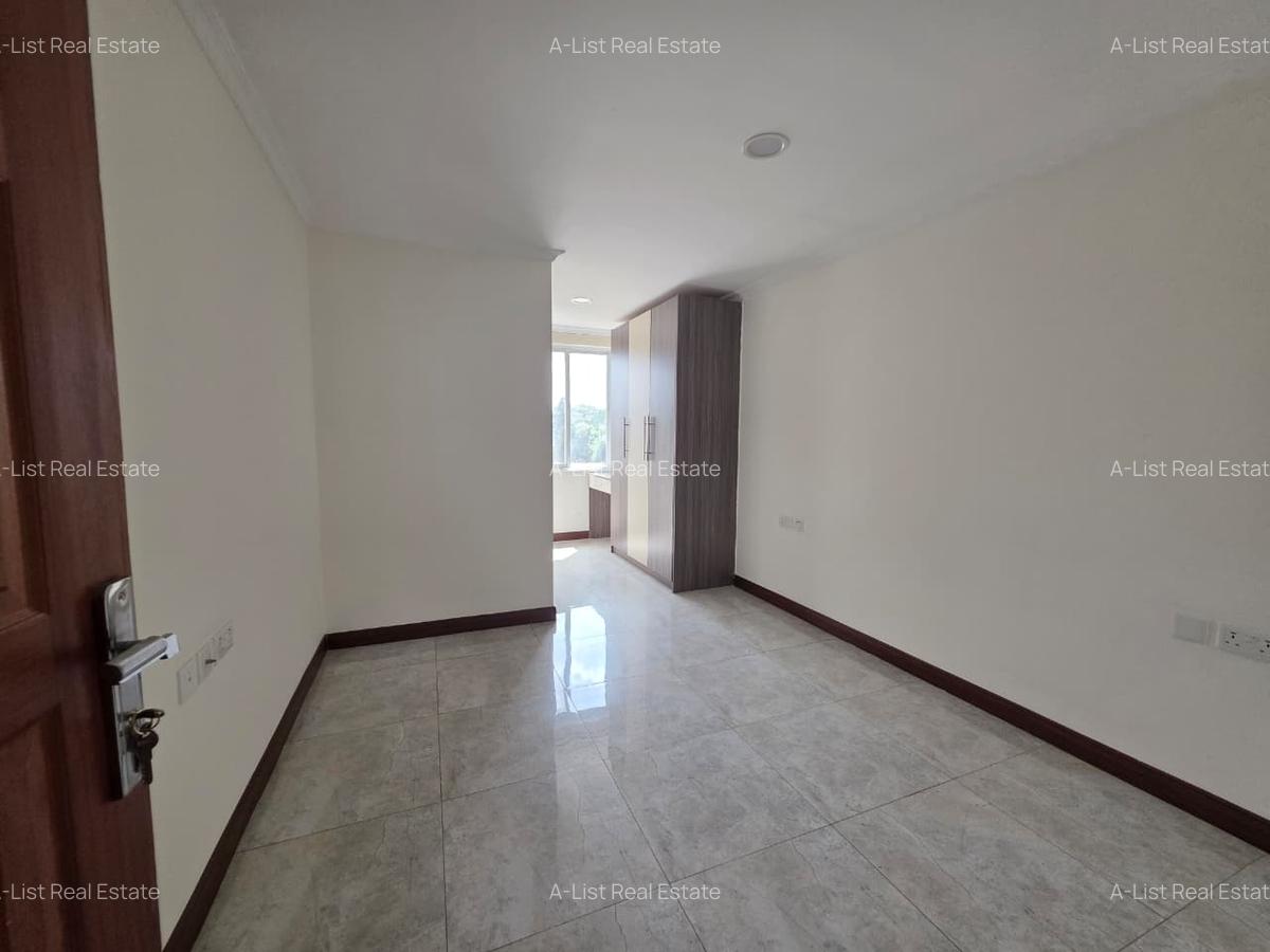 4 Bed Apartment with En Suite at Argwings Kodhek - 13