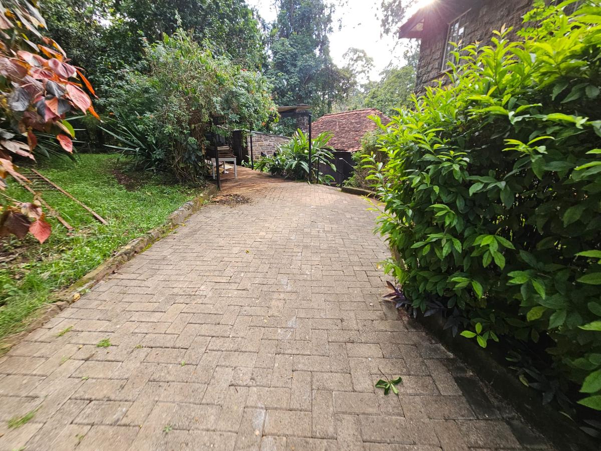 4 Bed House with En Suite in Muthaiga - 20