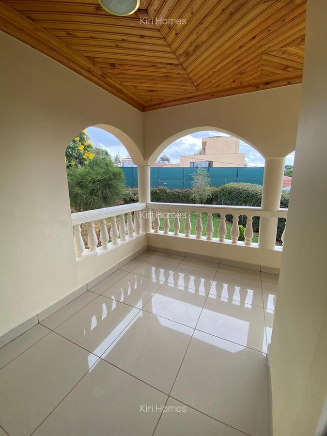 5 Bed Townhouse with En Suite in Nyari - 3