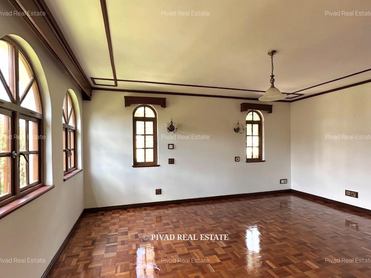 4 Bed Townhouse with Swimming Pool in Lavington - 5