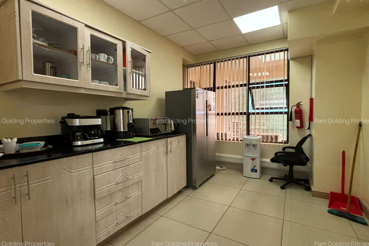 Office with Parking in Westlands Area - 10