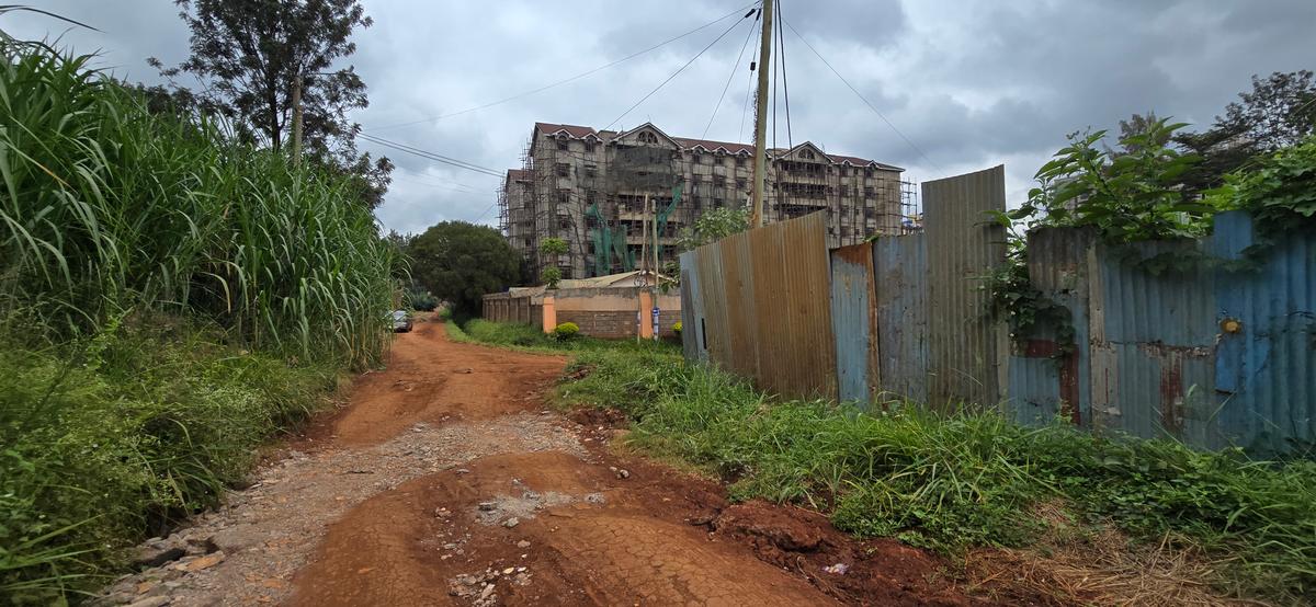 0.75 ac Land in Thindigua - 3