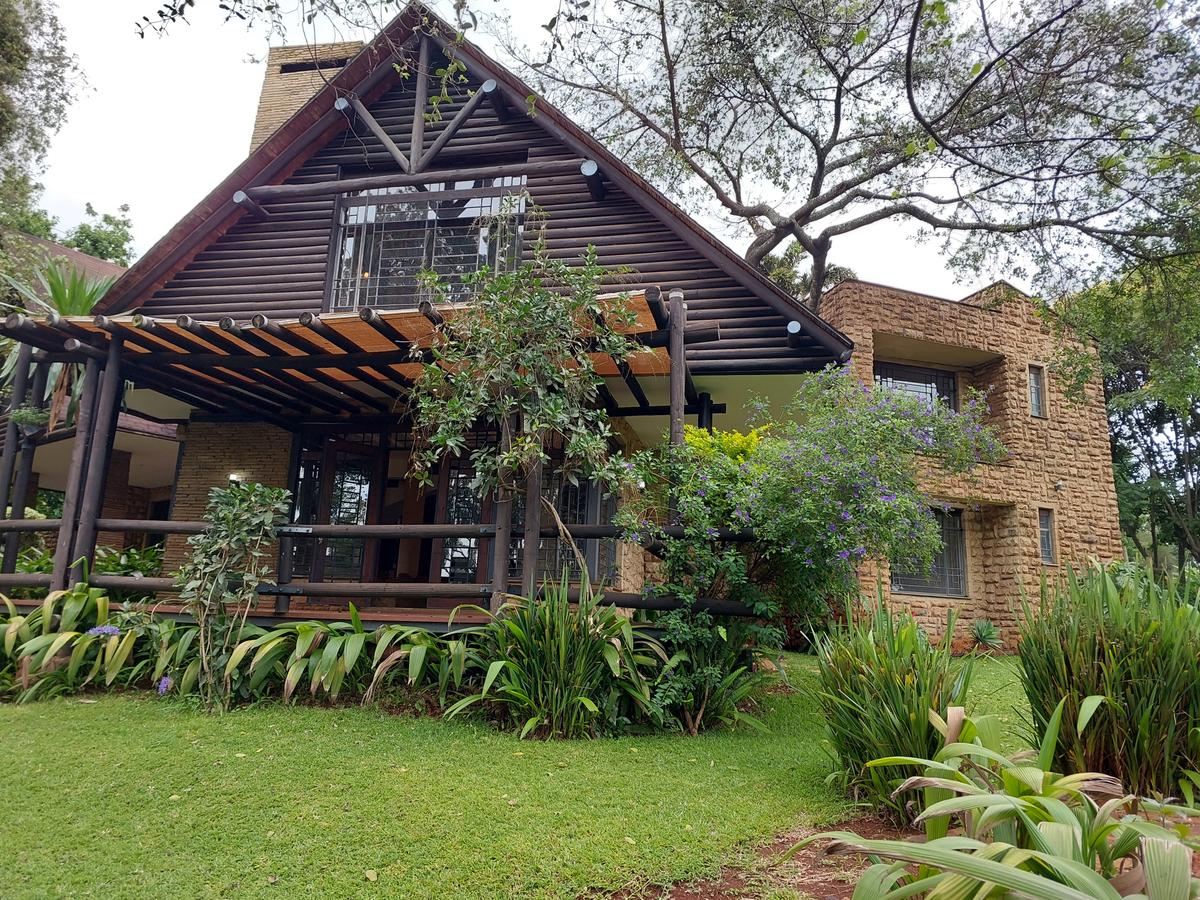 5 Bed House with En Suite at Lake View Road - 2