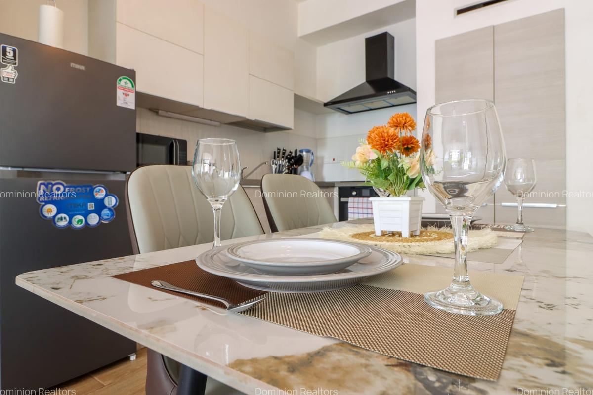 Serviced 2 Bed Apartment with En Suite in Westlands Area - 12