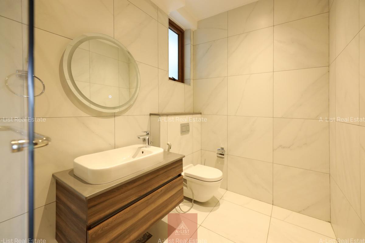 2 Bed Apartment with En Suite at Peponi Road - 7