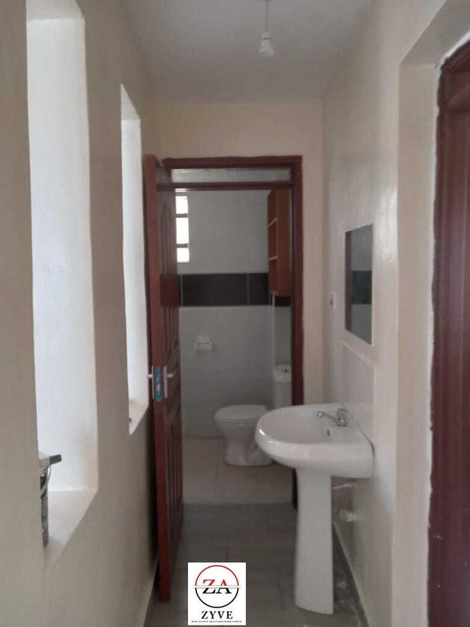 2 Bed Apartment with En Suite at Ruaka - 8