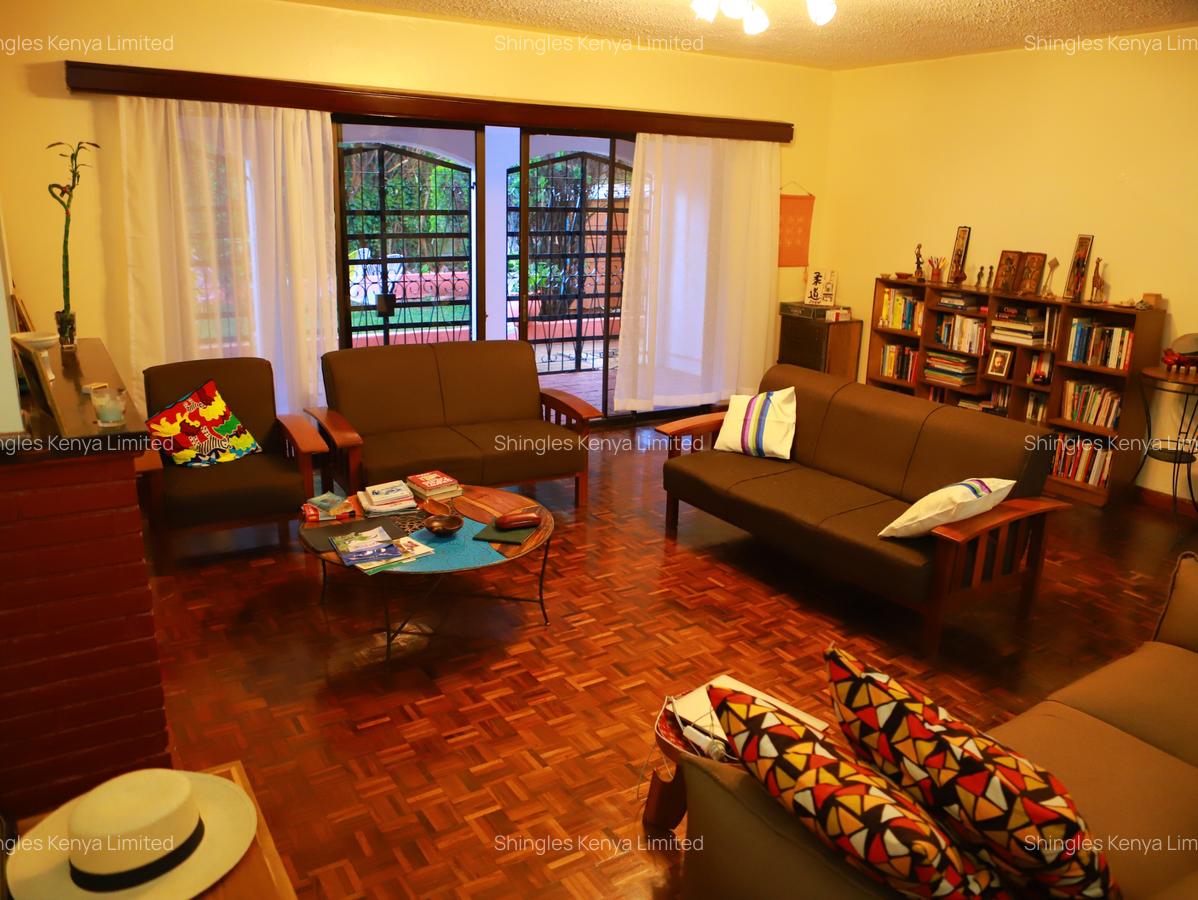 4 Bed Townhouse with En Suite at Ndemi Road - 2