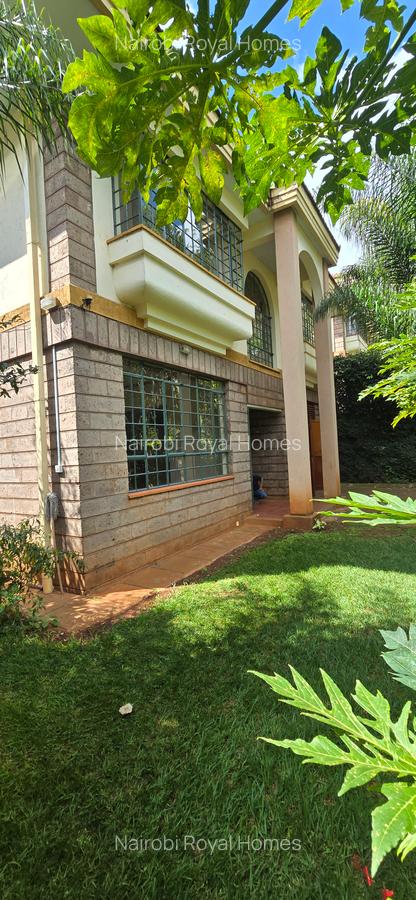 4 Bed Townhouse with En Suite at Brookside Garden - 4