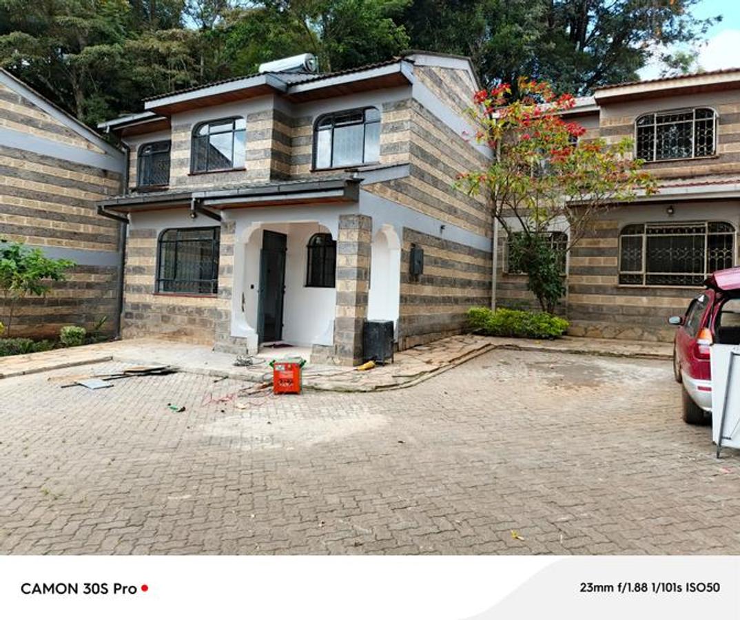 4 Bed Townhouse with En Suite in Lavington - 8