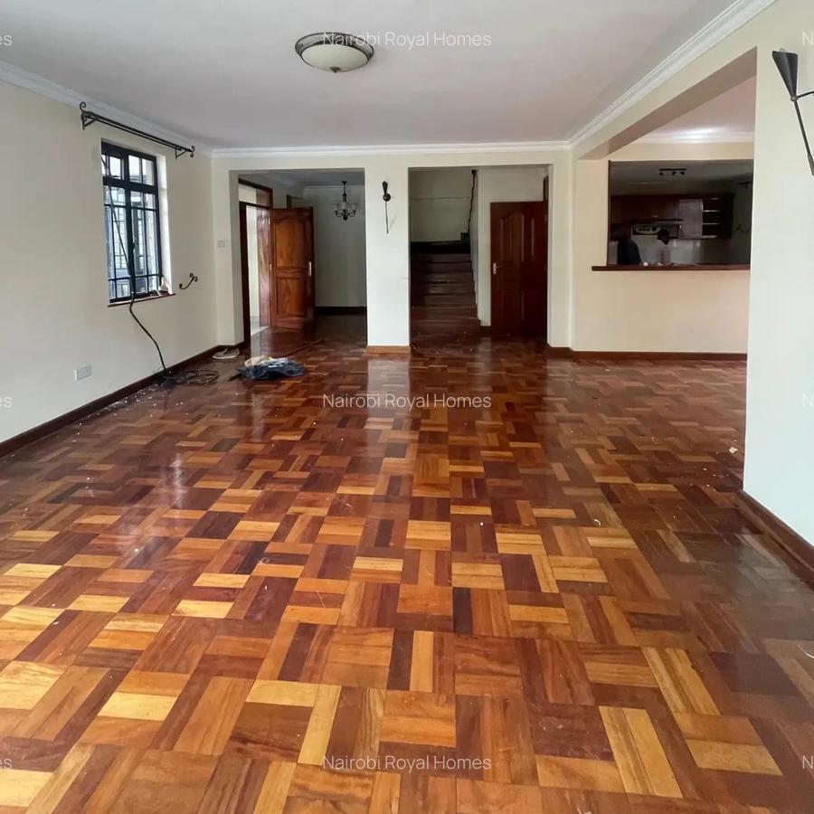 5 Bed Townhouse with En Suite at Lavington Green - 5