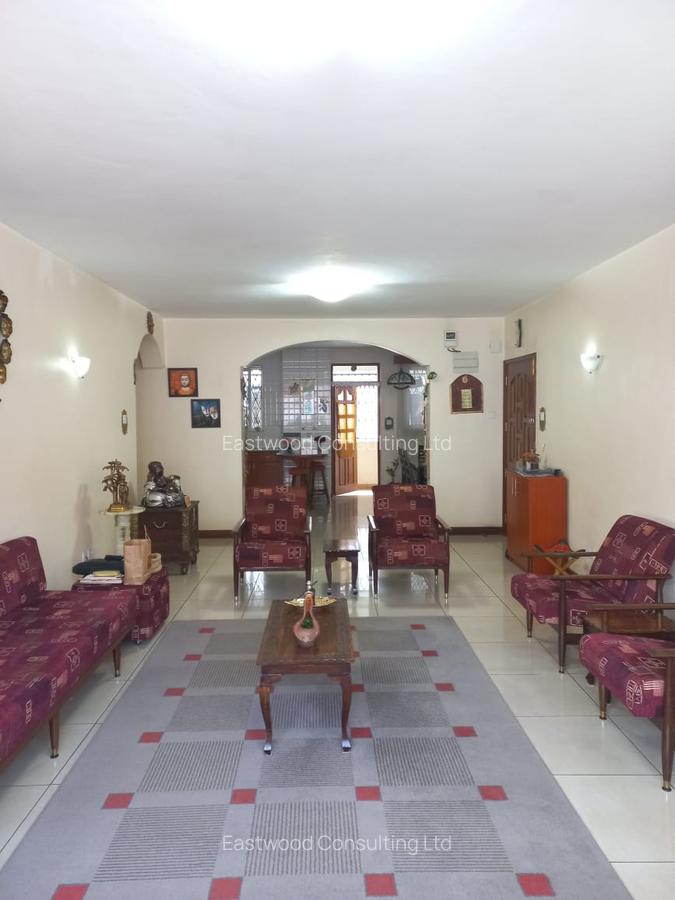 3 Bed Apartment with En Suite at Ita Road - 1