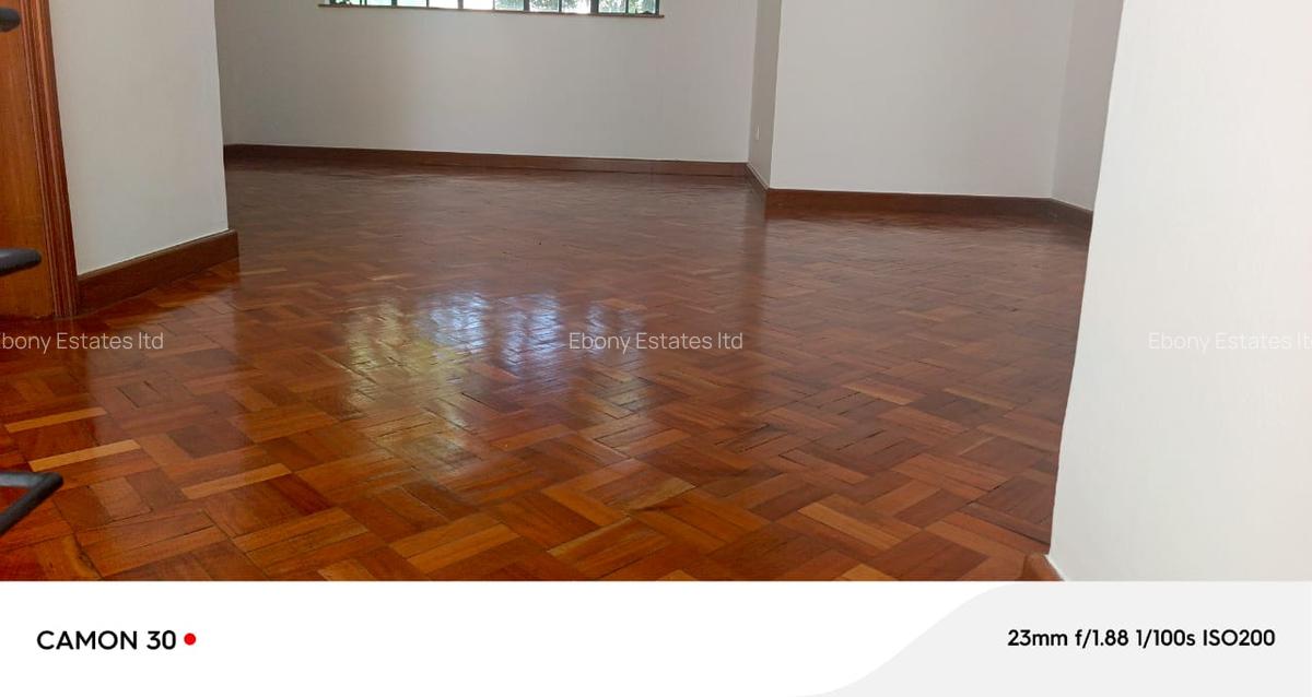 4 Bed Townhouse with En Suite in Lavington - 9