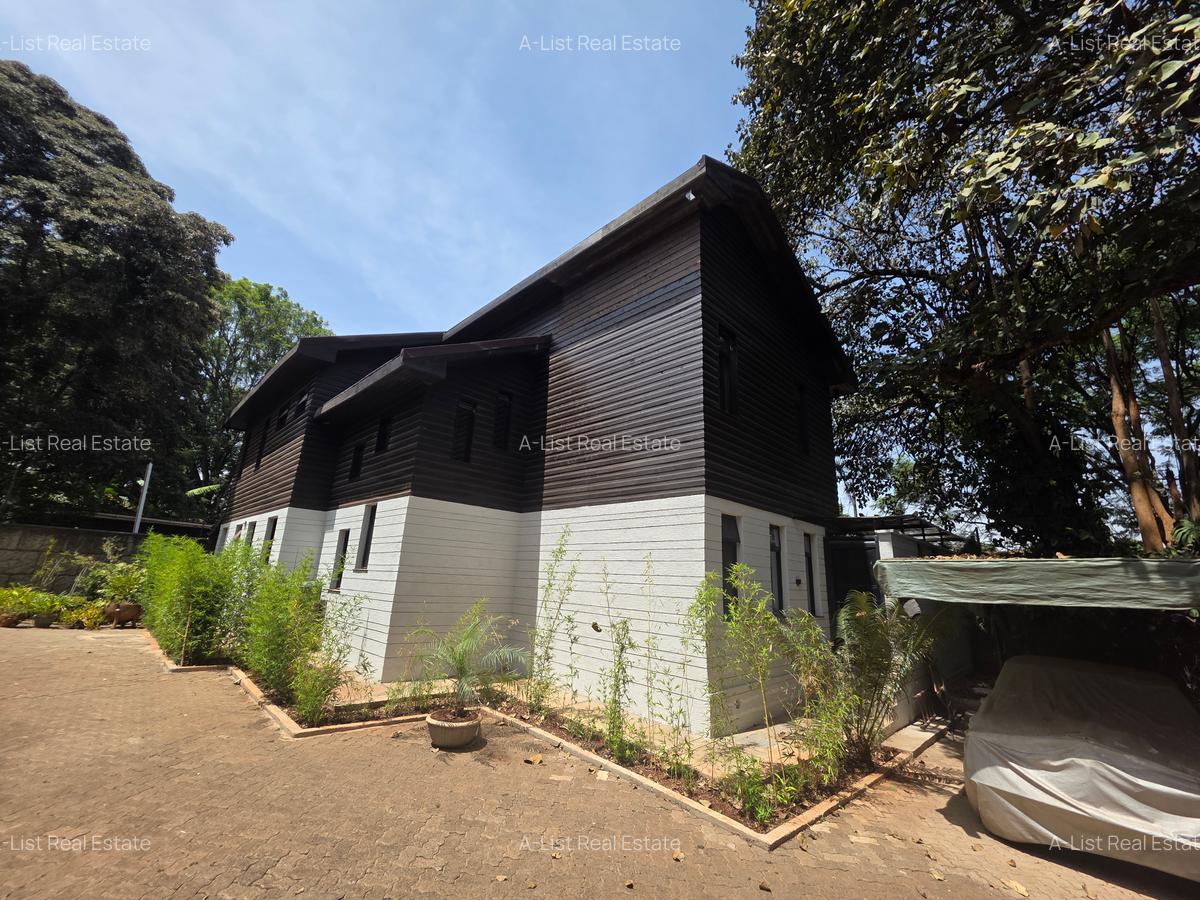 3 Bed Townhouse with En Suite in Gigiri - 2