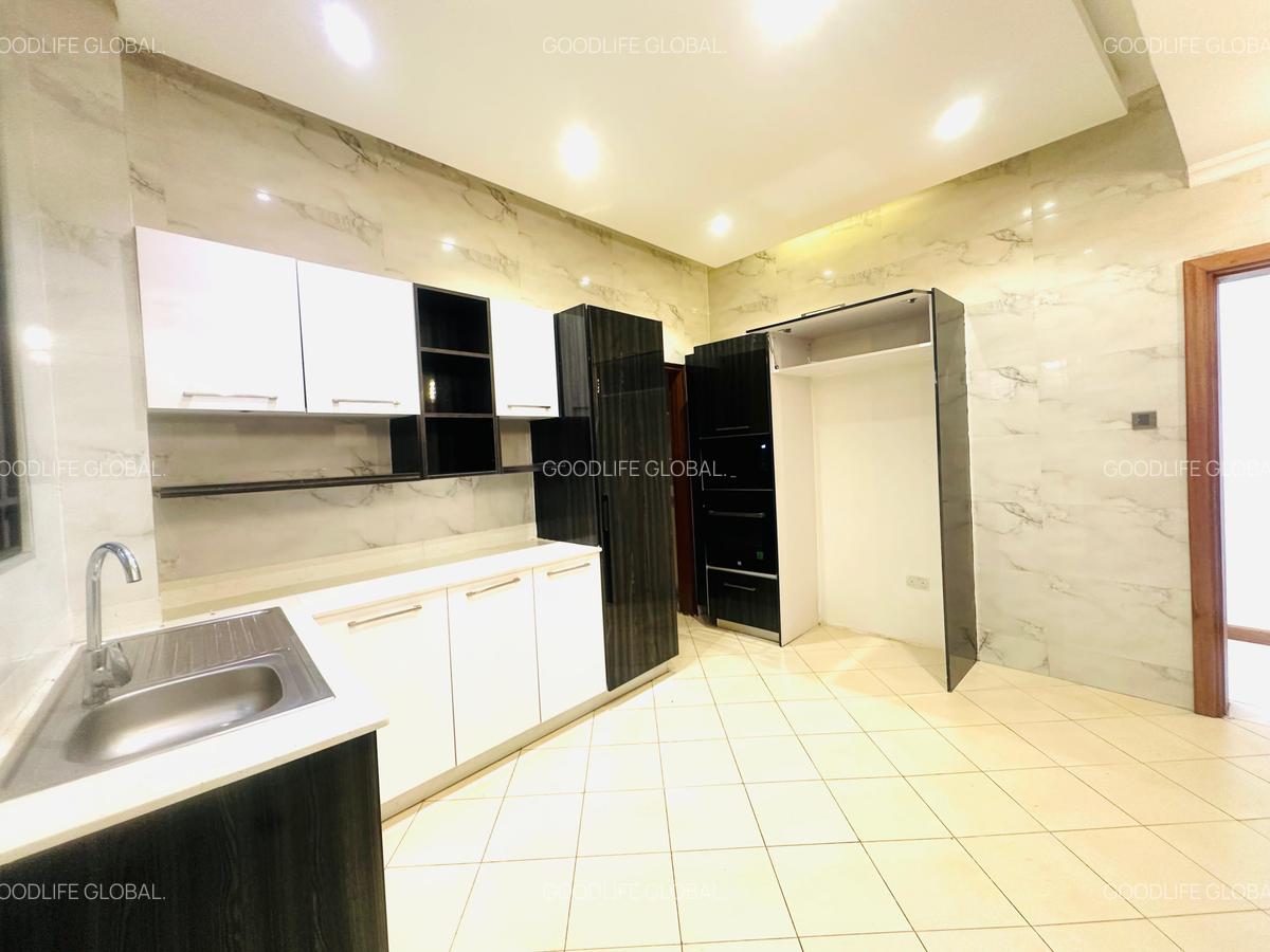 3 Bed Apartment with En Suite at Kileleshwa - 5