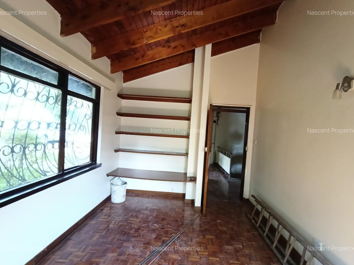 4 Bed House with En Suite in Runda - 7