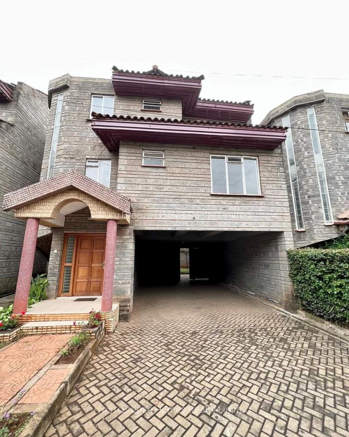 4 Bed Townhouse with En Suite in Lavington - 5