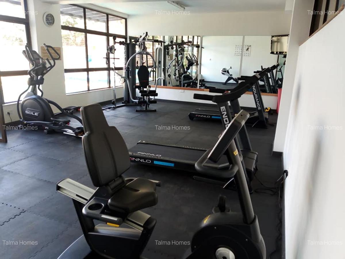 3 Bed Apartment with En Suite in General Mathenge - 14
