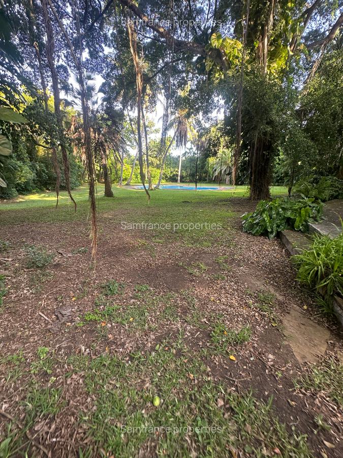 4 Bed Townhouse with En Suite at Moyne Drive - 6