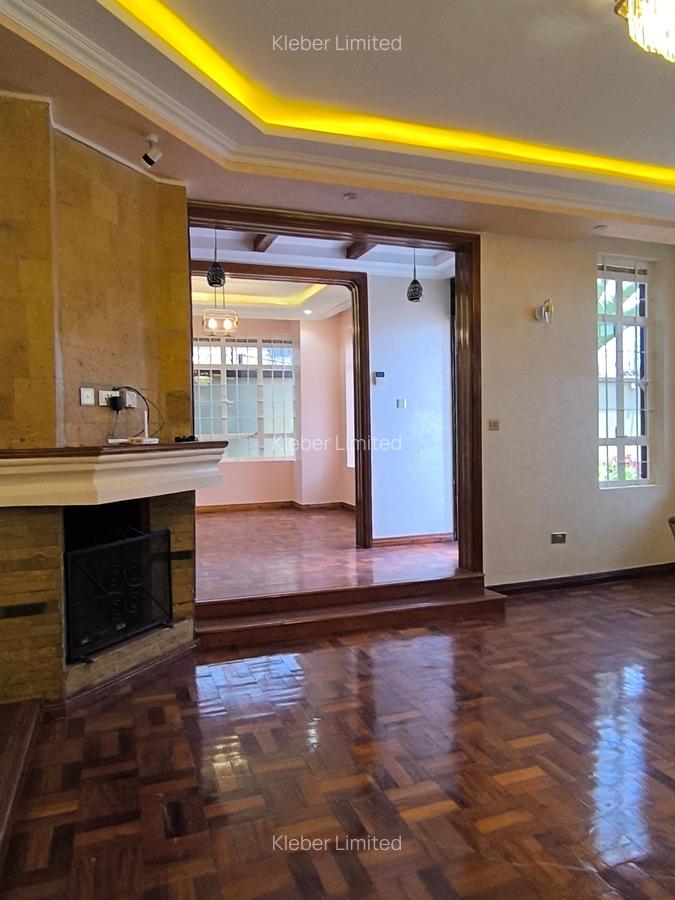 4 Bed Villa with En Suite in Ruiru - 10