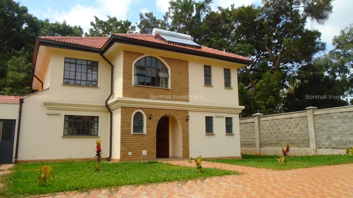 4 Bed Townhouse with En Suite at Lavington Green - 1
