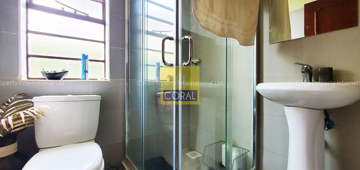 4 Bed House in Kiambu Road - 16