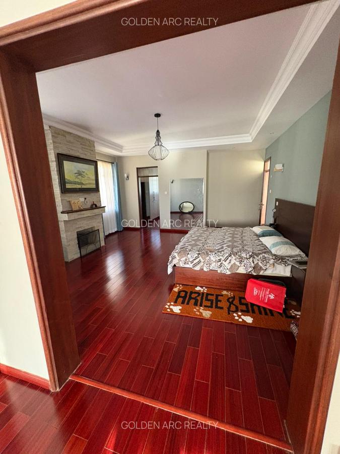 5 Bed Townhouse with En Suite in Karen - 10