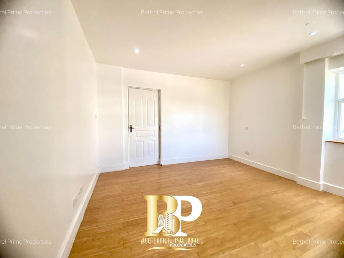 2 Bed Apartment with En Suite in Westlands Area - 12