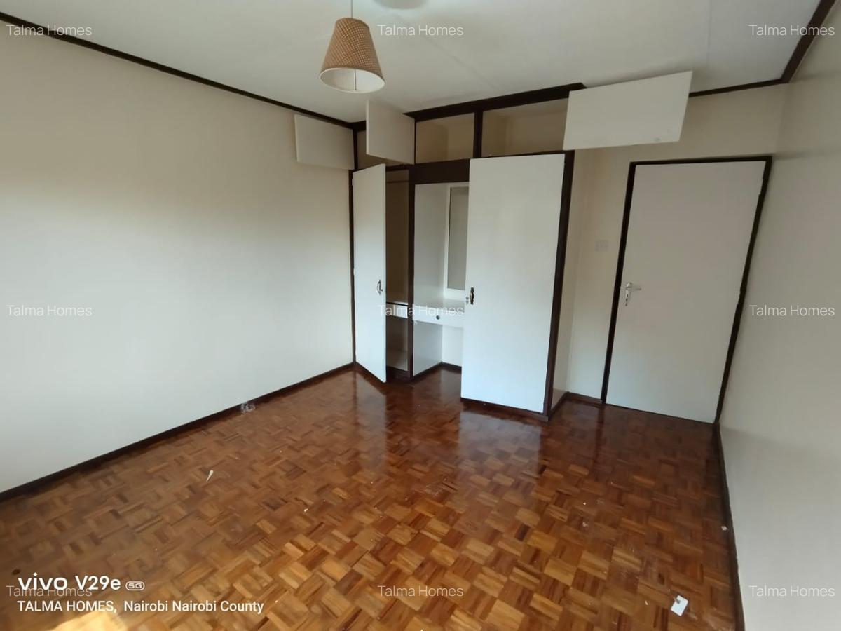 3 Bed Apartment with En Suite at Denis Pritt - 10