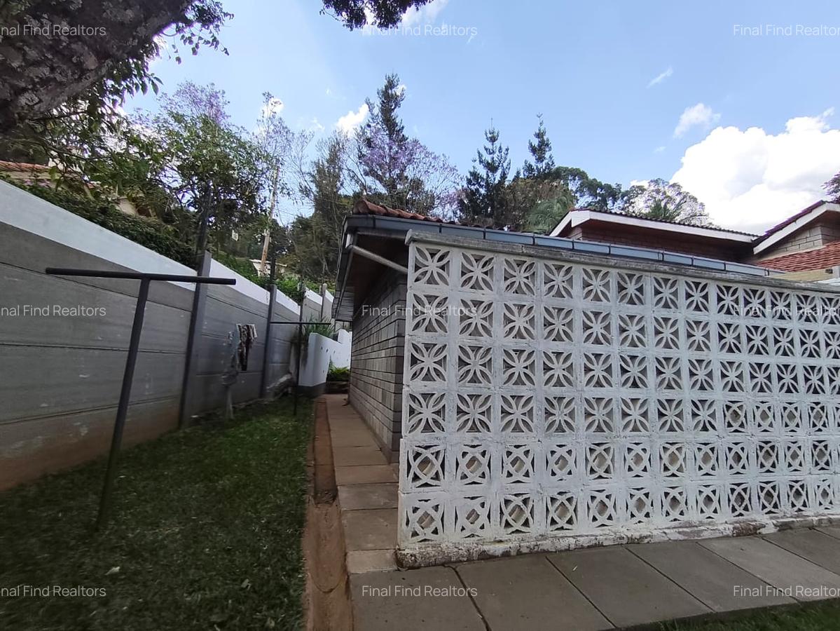 6 Bed House with Garden in Runda - 12