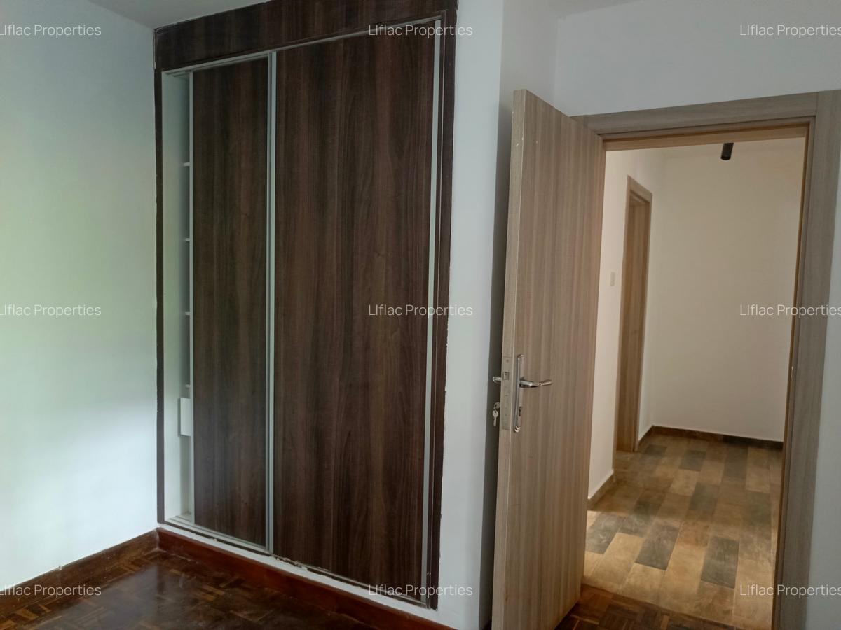 4 Bed House with En Suite in Runda - 11