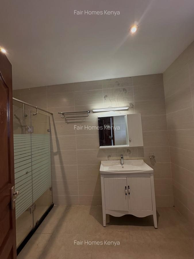 4 Bed Townhouse with En Suite at James Gichuru - 7