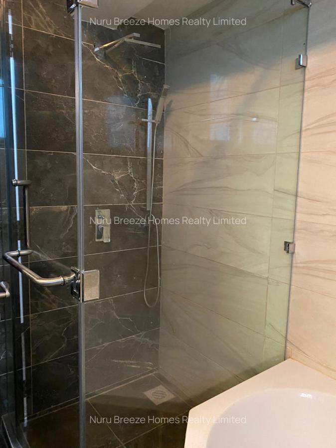 3 Bed Apartment with En Suite in Riverside - 13