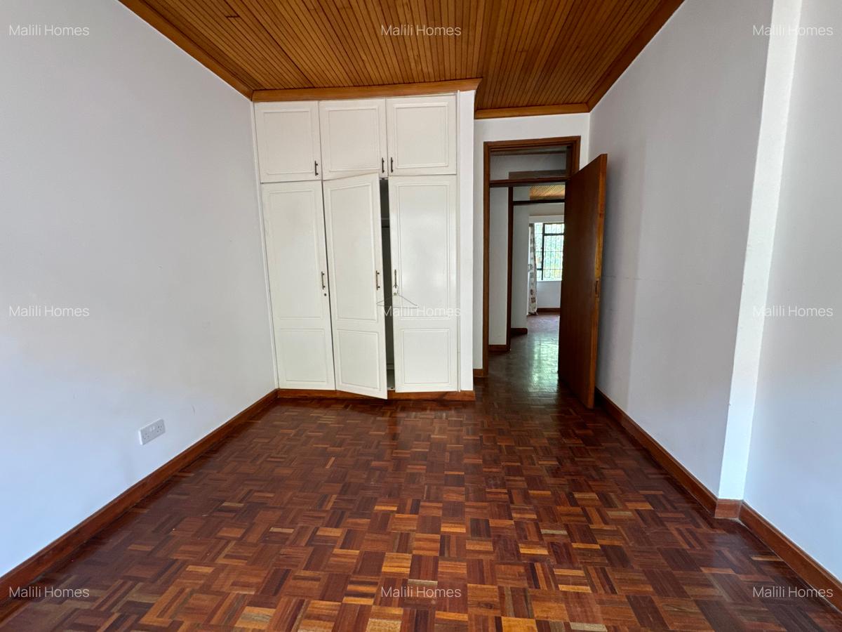 4 Bed Apartment in Kilimani - 8