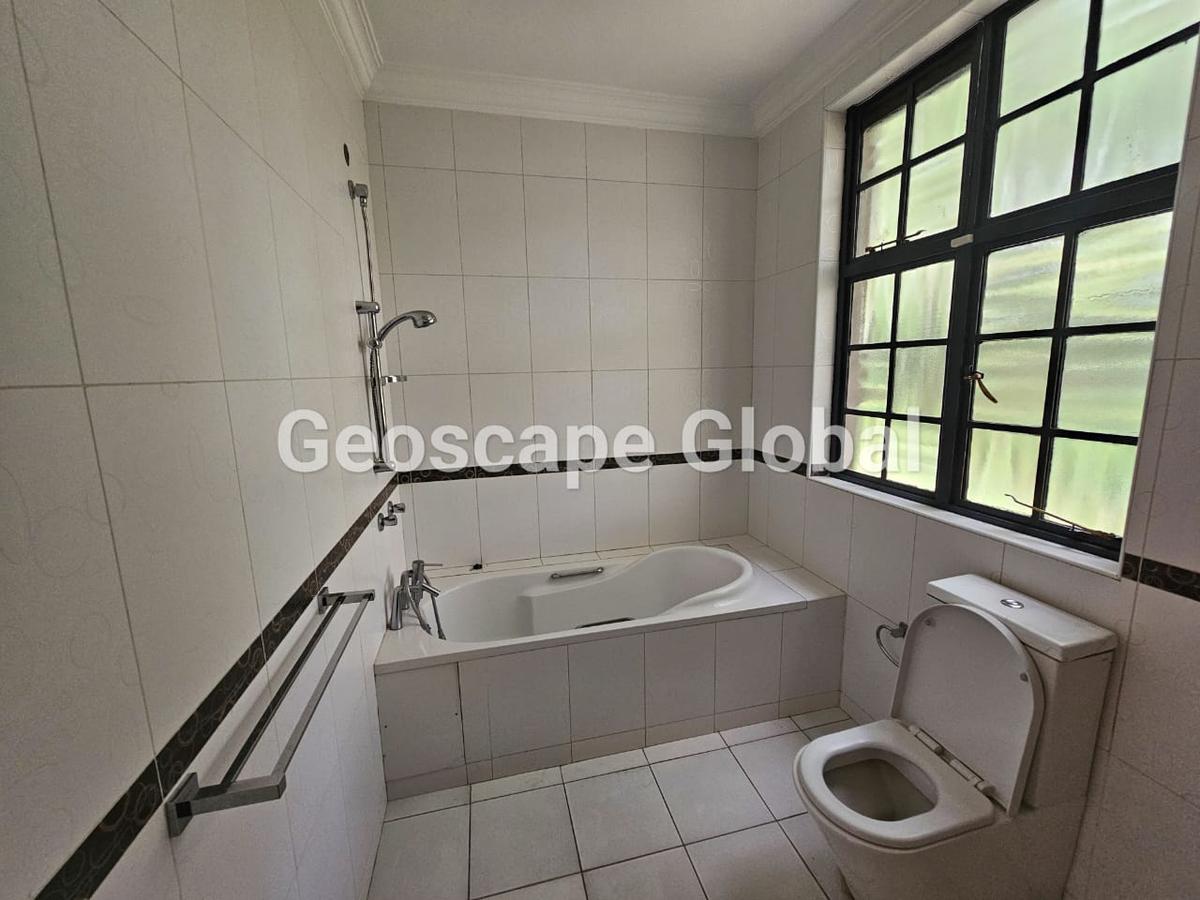 5 Bed House with En Suite in Karen - 7