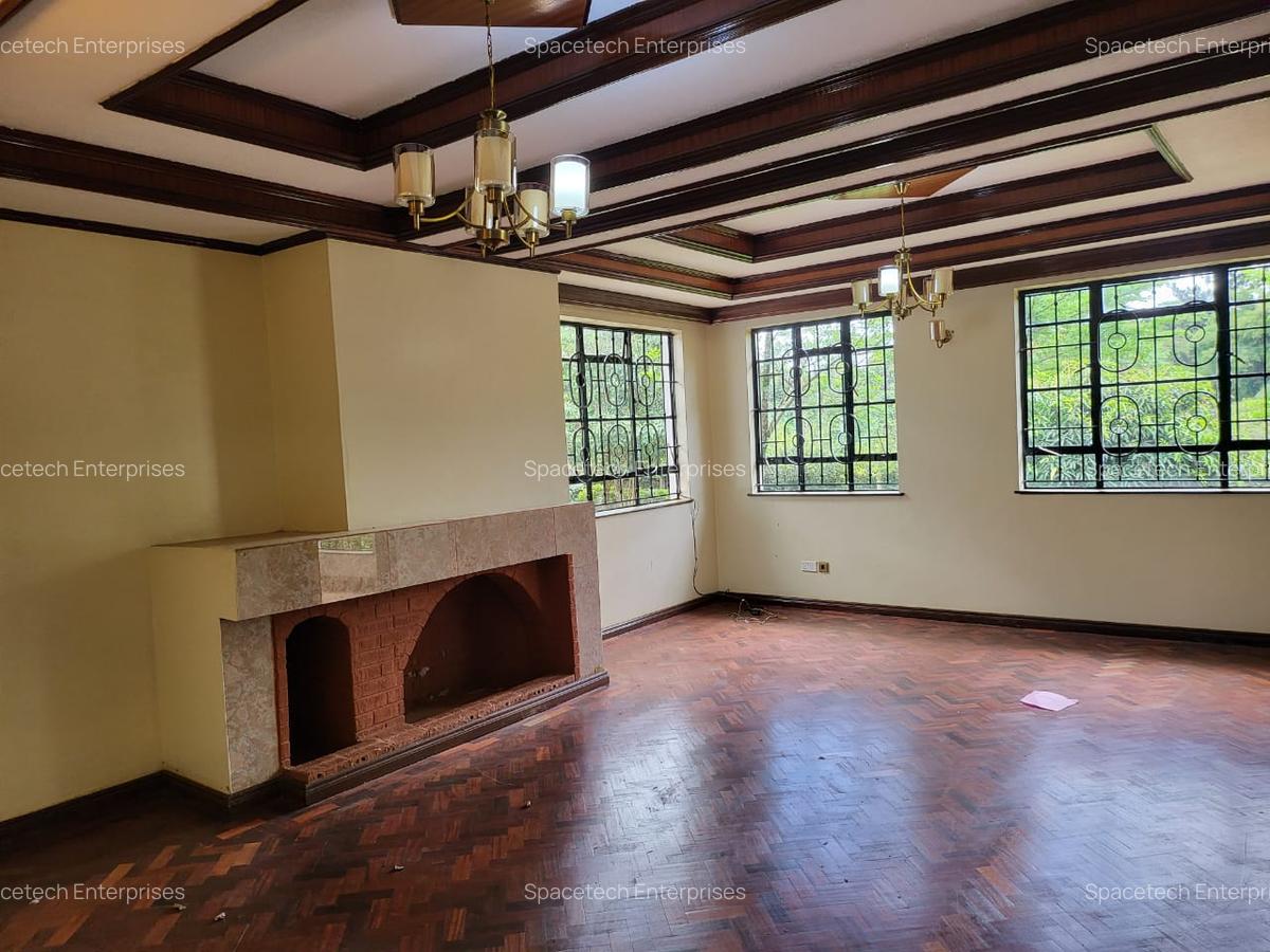 4 Bed House with En Suite in Runda - 5