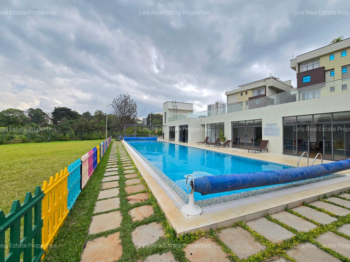 4 Bed Apartment with En Suite in Rosslyn - 10