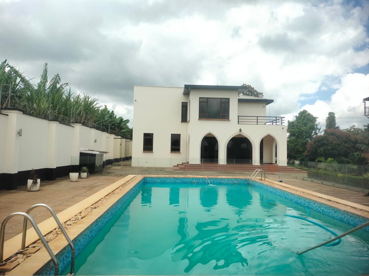 5 Bed Townhouse with Swimming Pool at Few Minutes Drive To Gigiri - 13