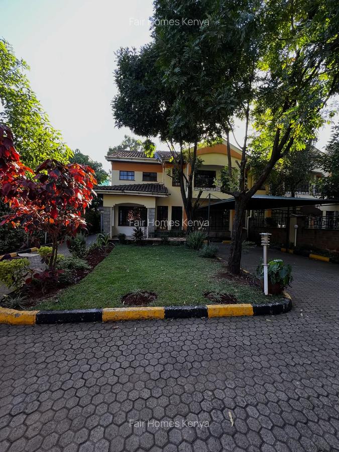 4 Bed Townhouse with En Suite at Amboseli Road - 1