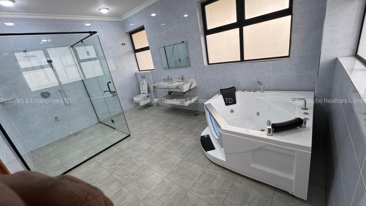 4 Bed House with En Suite in Tatu City - 15