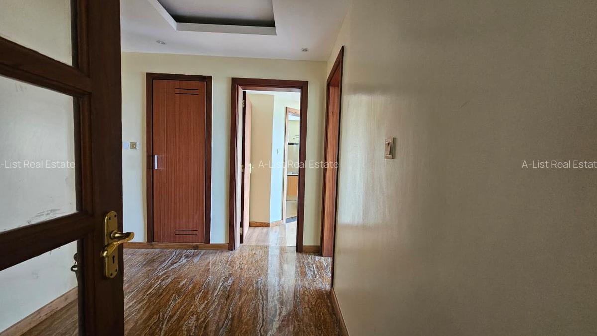 4 Bed Apartment with En Suite at Vihiga Road - 10