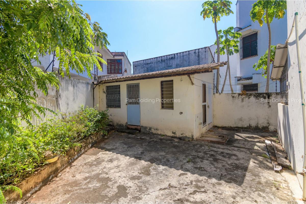 4 Bed Townhouse with En Suite in Nyali Area - 14