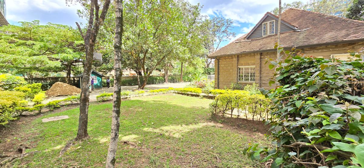 Commercial Property with Service Charge Included at Kilimani - 4