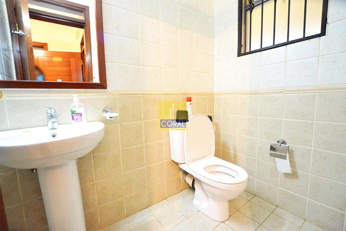 Serviced 3 Bed Apartment with En Suite at Kenya - 5