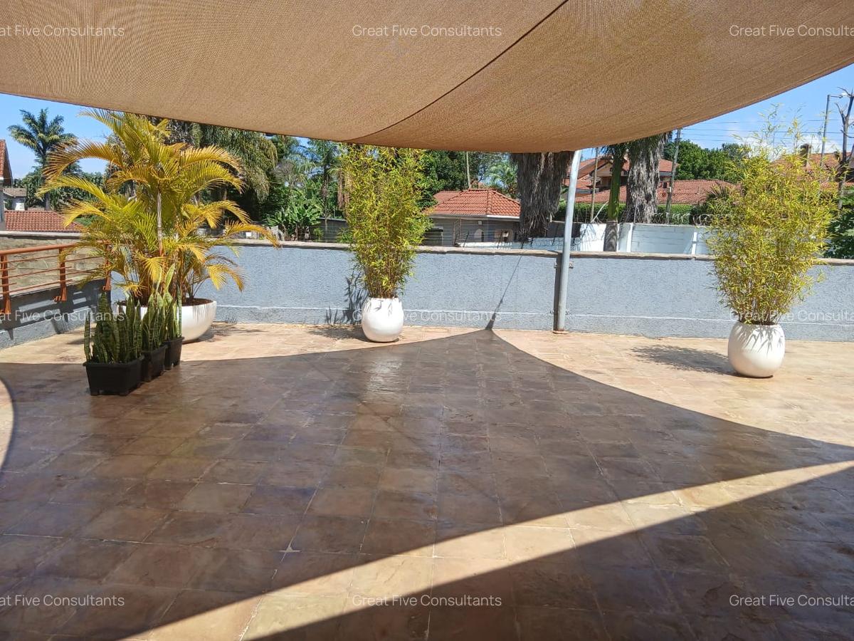 4 Bed House with En Suite in Runda - 15