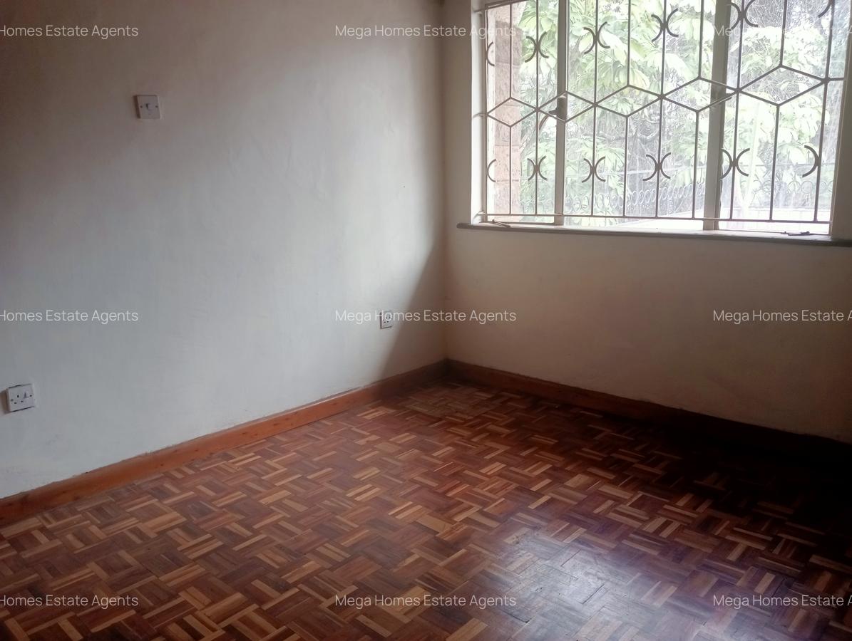 4 Bed Townhouse with En Suite at Gitanga Road - 15