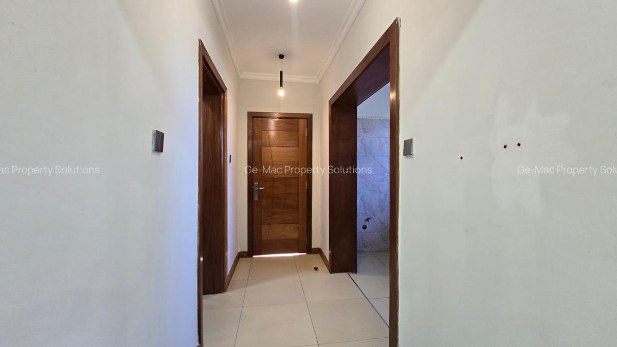 5 Bed House with En Suite at Paradise Lost Road - 9