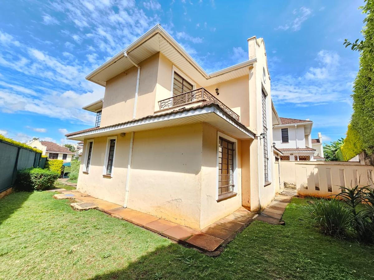 4 Bed Townhouse with En Suite in Kiambu Road - 2