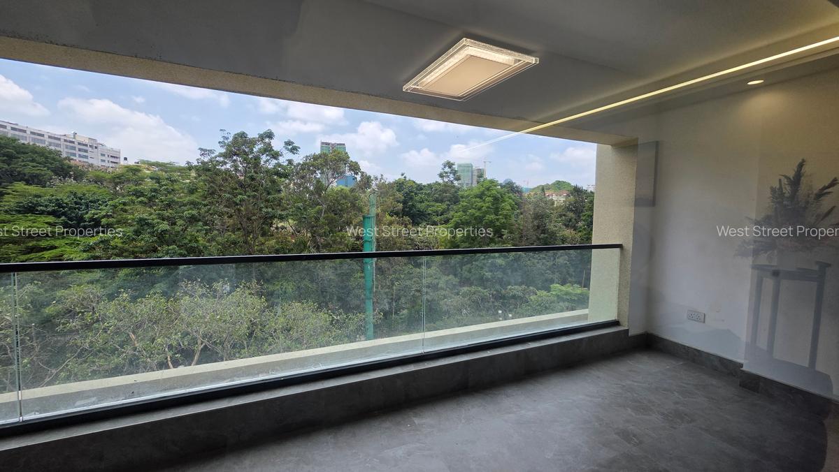 2 Bed Apartment with En Suite at Westlands - 10